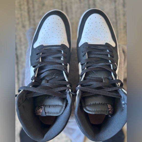 Size 14 - Jordan 1 Retro OG High Bleached Coral (Worn 2 Times) w/ Original Box - Picture 2 of 5